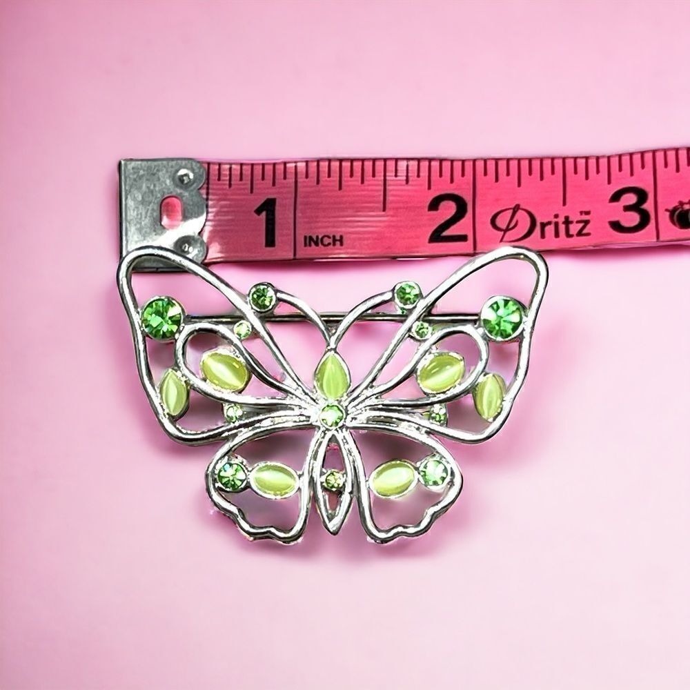 Vintage Y2K butterfly pin silvertone adorned with green stones and gems NWOT - Picture 5 of 5